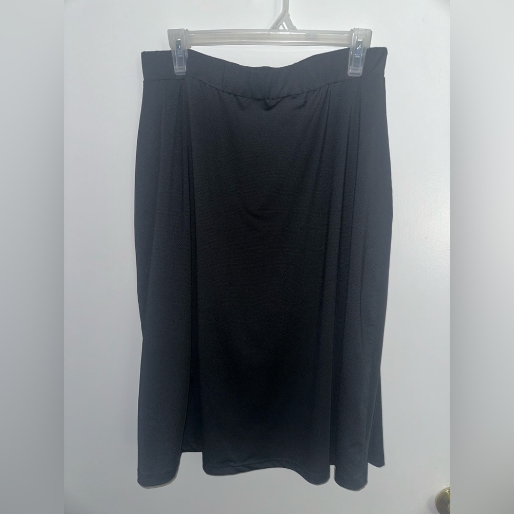 Nuggles skirt w leggings
